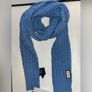 GUCCI Girls Blue Shimmer Knitted Wool Long Scarf